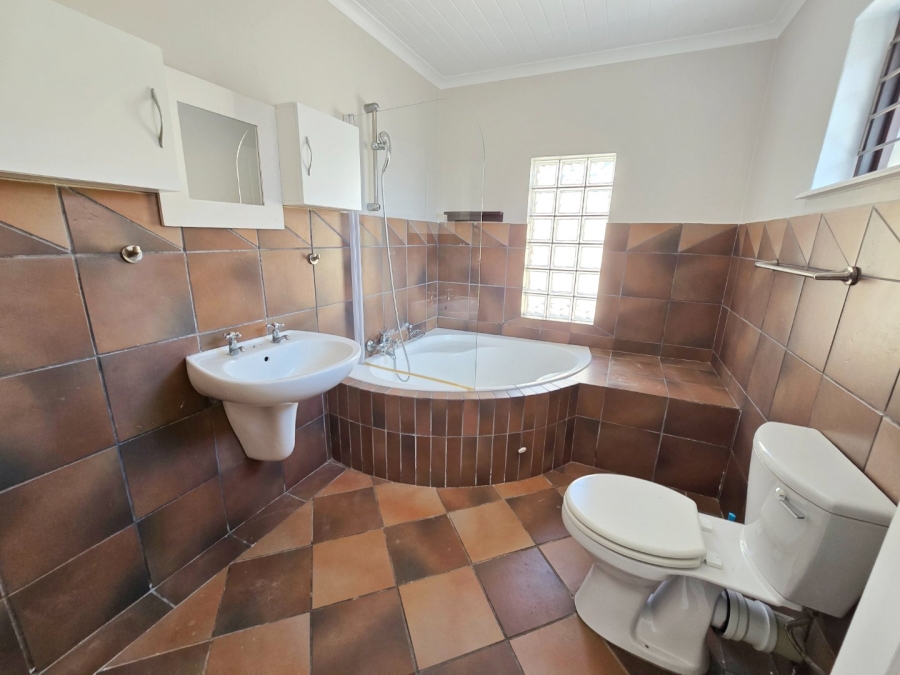 4 Bedroom Property for Sale in The Village Western Cape